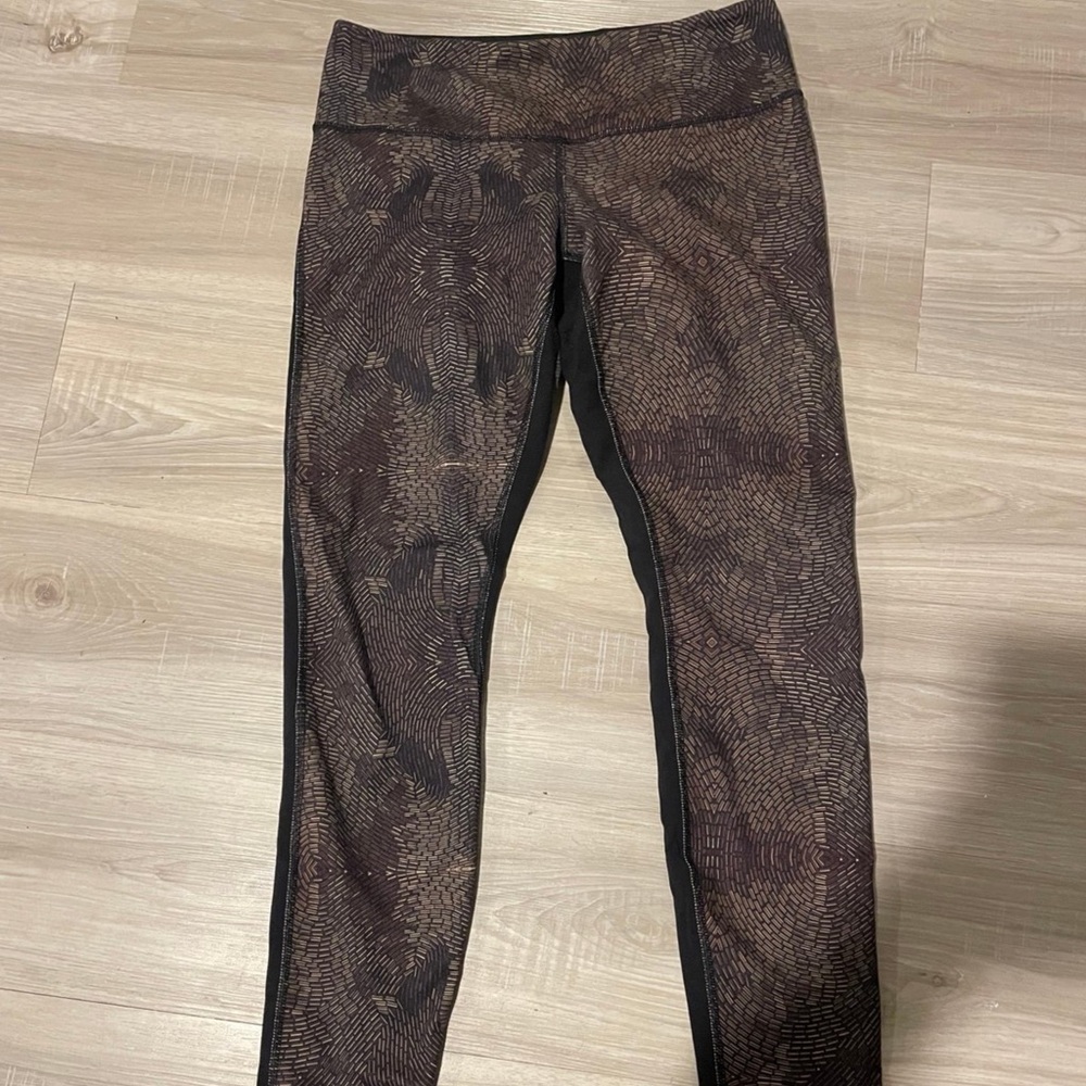 Lululemon leggings